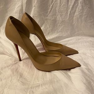 Christian Louboutin Nude Iriza pump